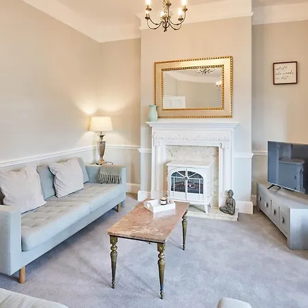 Host & - The Old Post Office *